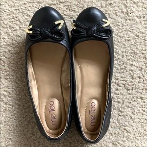 ME TOO Black flats